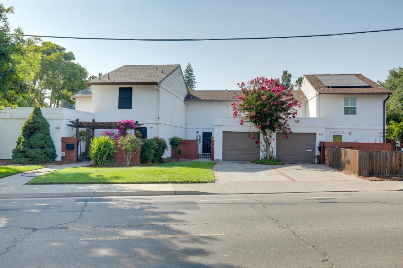Modern Townhome With Patio! * Sacramento
